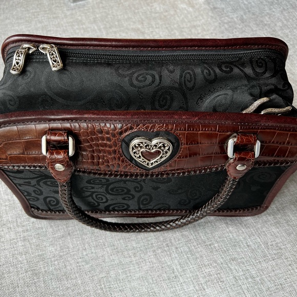 Brighton Weekend Travel Cosmetic Case - Picture 2 of 11